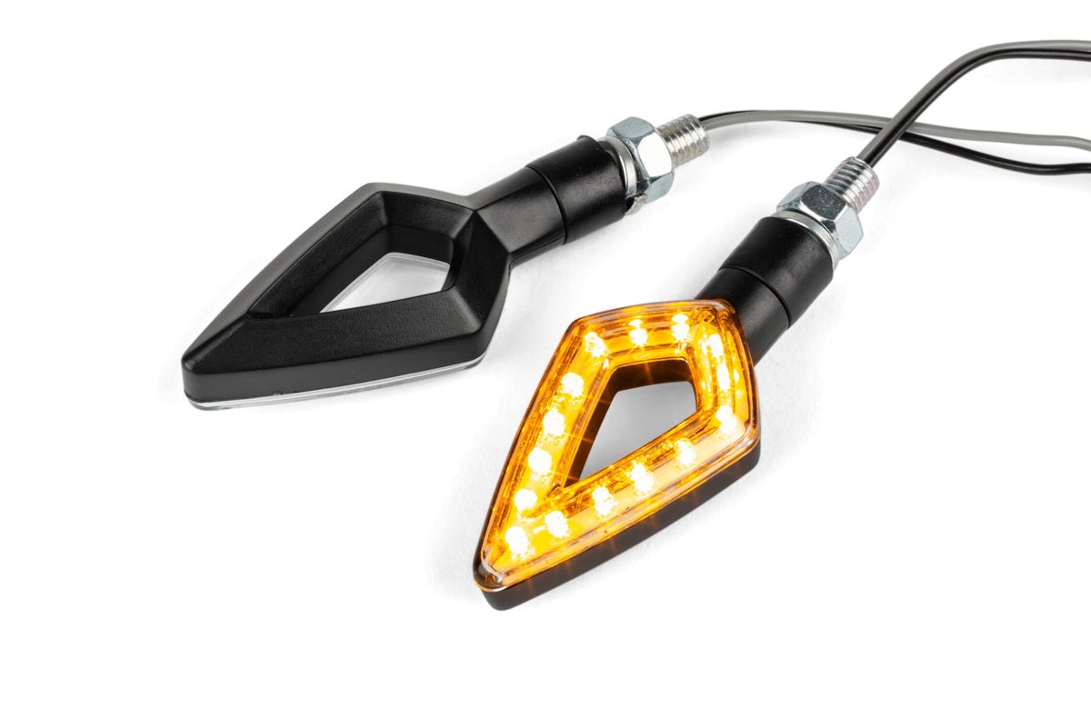 LED Indicators STR8 Arrow Black / White