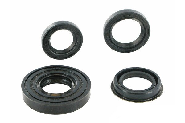 Crankshaft + Transmission Seal Kit Minarelli