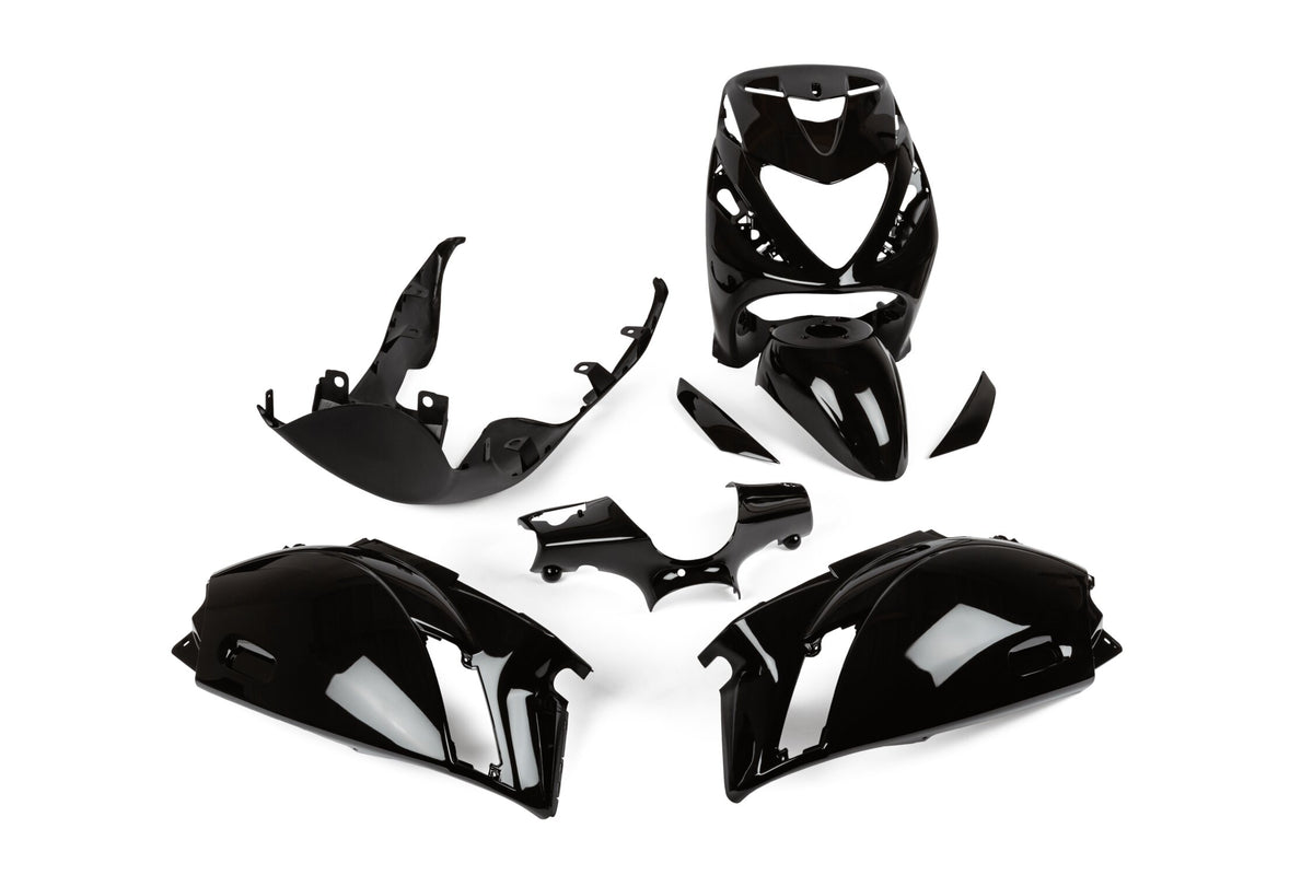 Fairing Kit STR8 8-piece black Piaggio Zip SP2