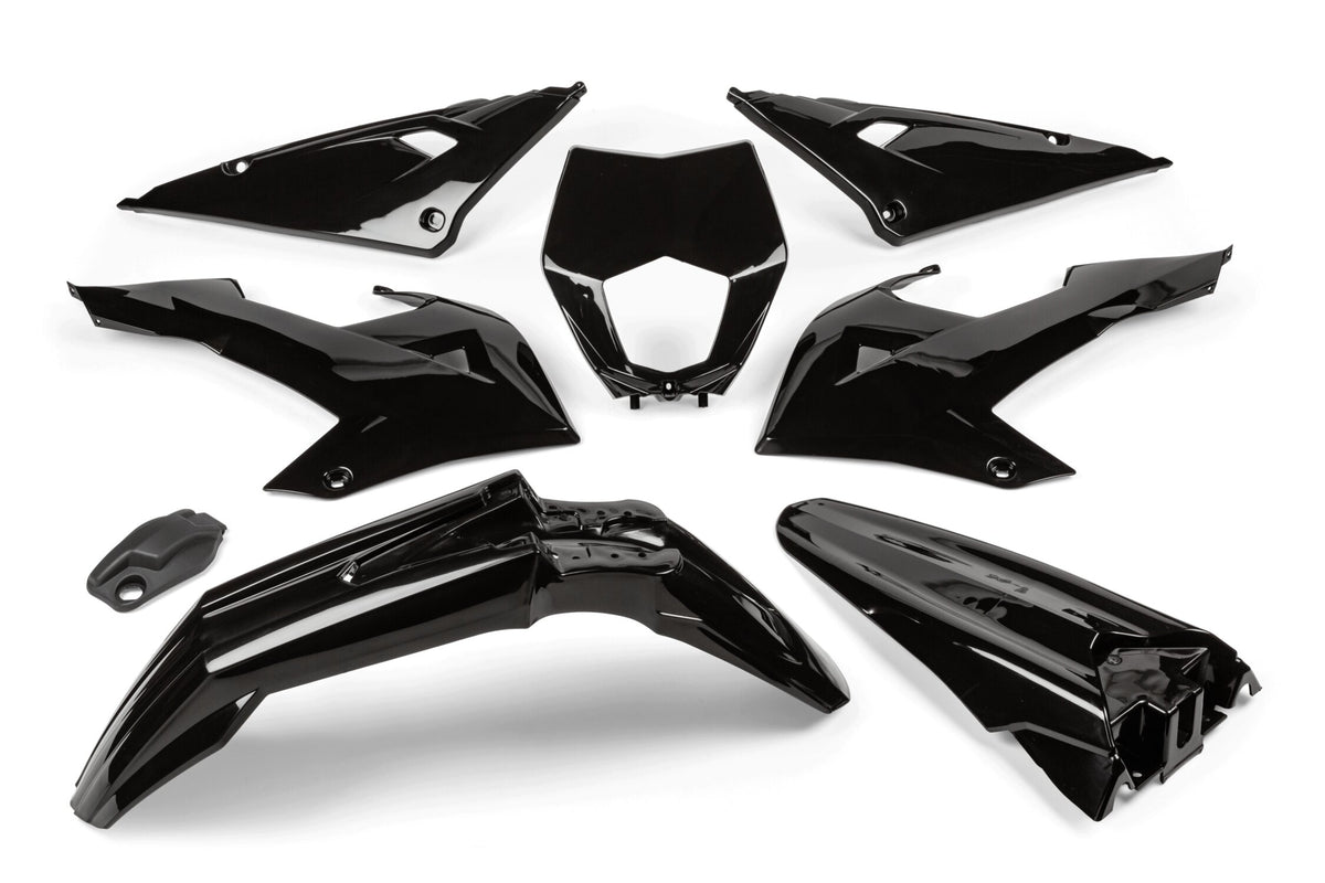 Plastic Kit STR8 8-piece Rieju MRT from 2022 black
