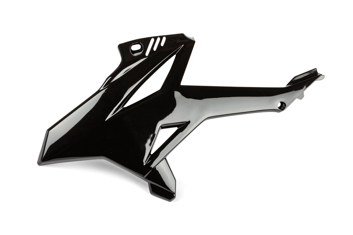 Radiator Shroud left STR8 Beta RR 2011 - 2020 Black