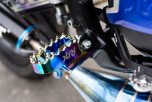 Footpegs STR8 MX Evo Sherco 50 CNC Neochrome