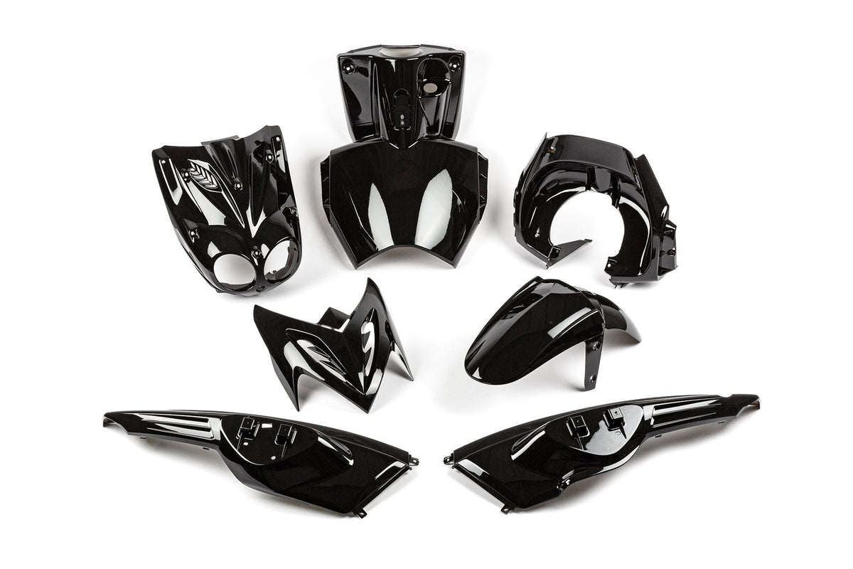 Fairing Kit STR8 7-piece black Yamaha Slider from 2005