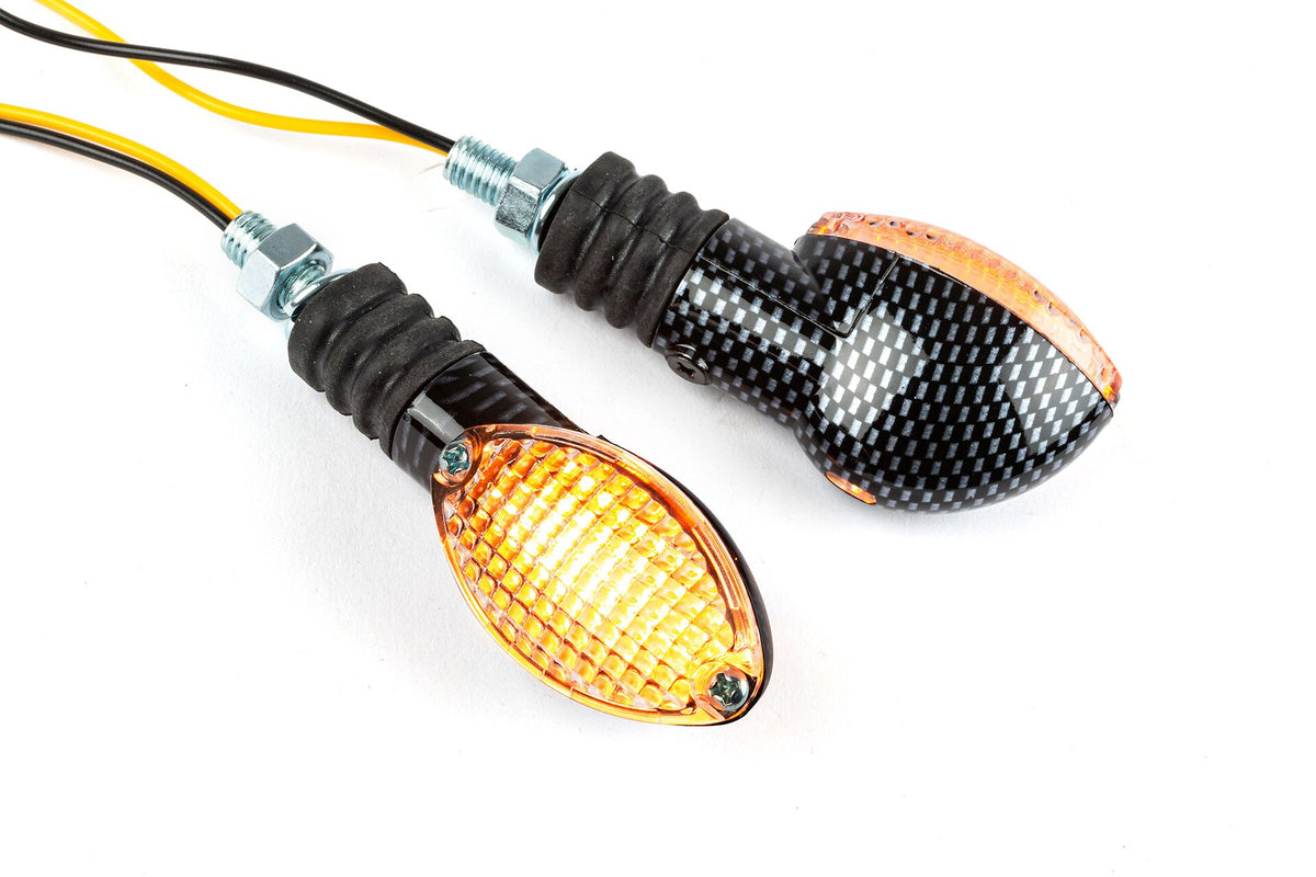 Indicators STR8 Ovale short carbon / white